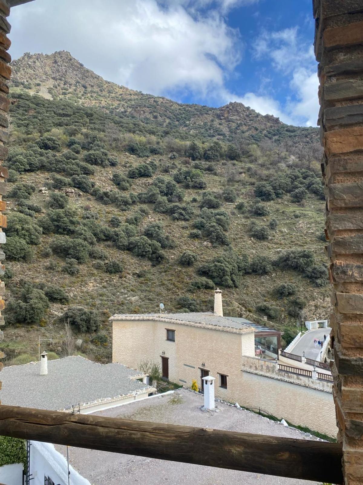 Casa El Rio Apartment Trevelez Bagian luar foto