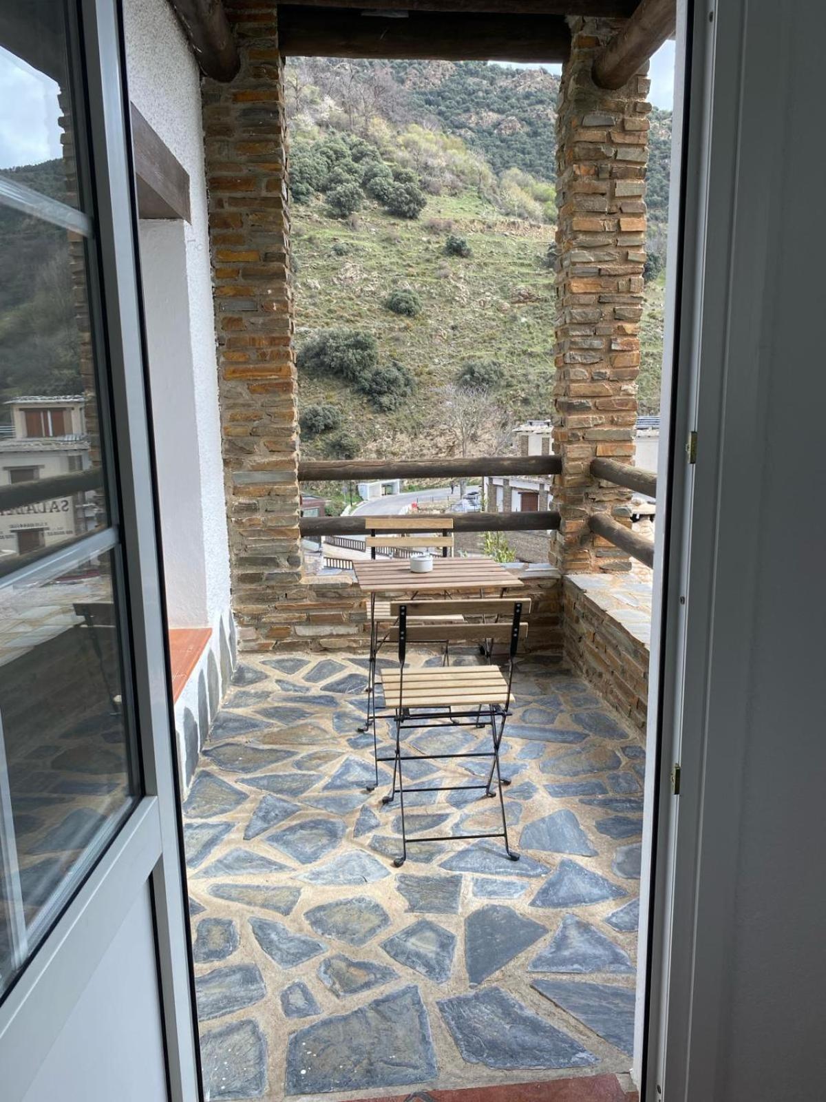 Casa El Rio Apartment Trevelez Bagian luar foto